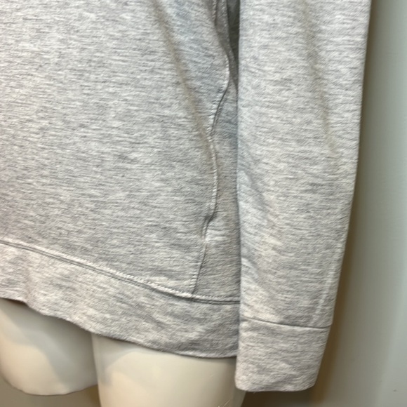 Women’s Juicy Couture Gray Long Sleeve Keyhole Neckline Shirt - Picture 9 of 10